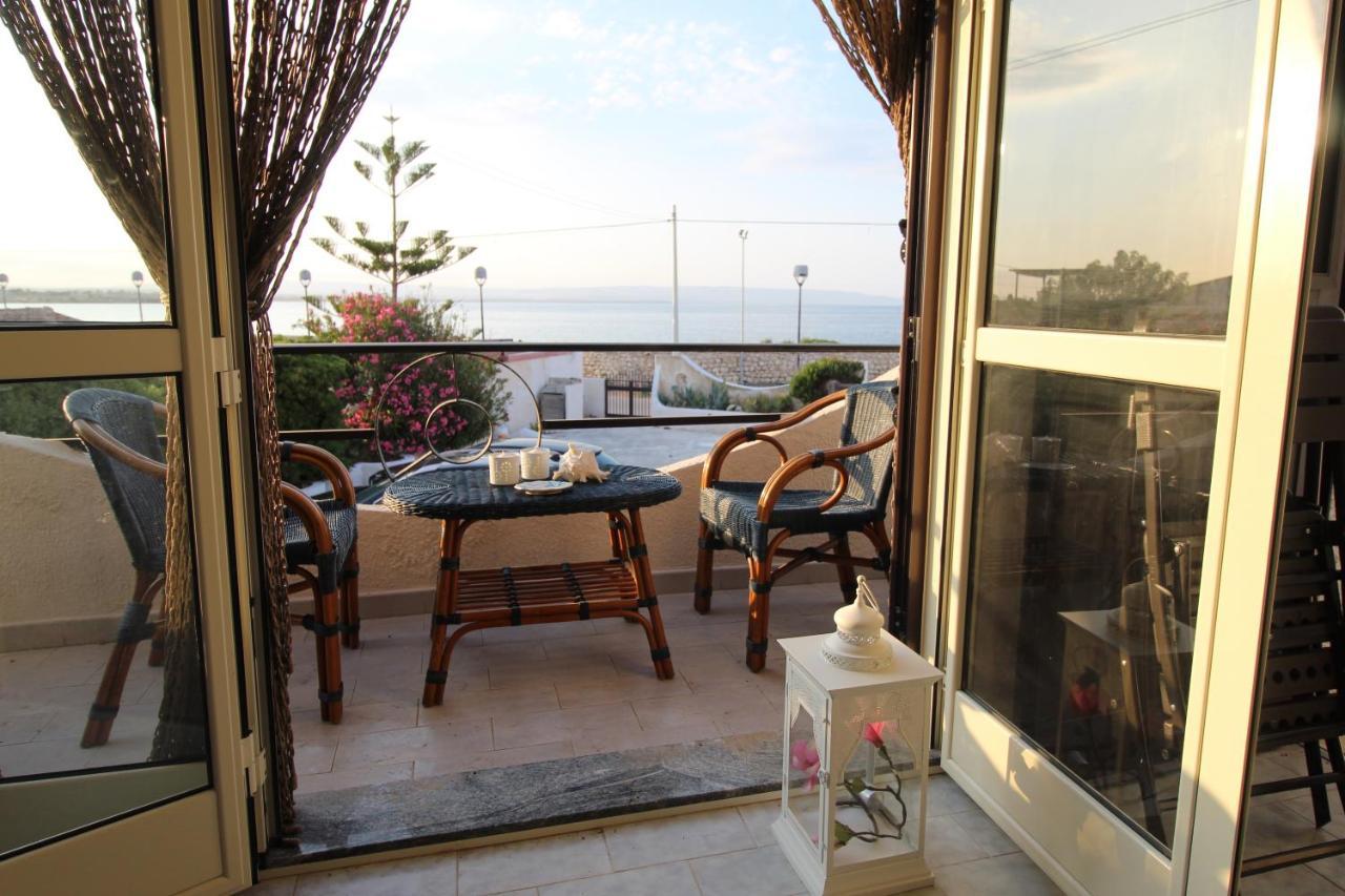 Seahorse In Marzamemi, Una Terrazza Sul Mare Apartment Exterior photo